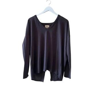 NWT Chaser V NECK TULIP BACK PULLOVER Union Black Long Sleeves Women’s Blouse M